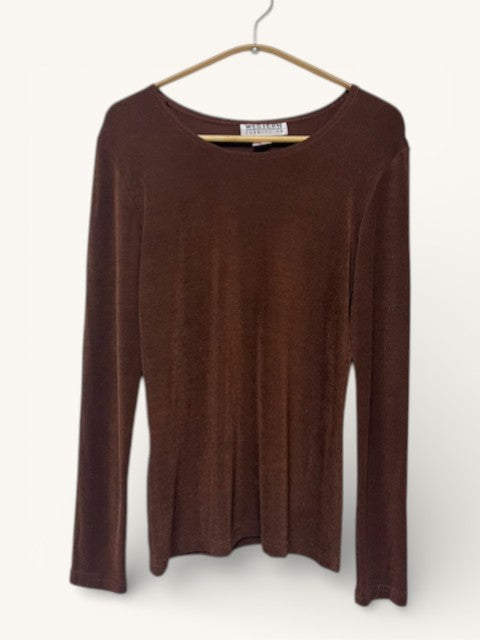 Crew neck long-sleeve tops
