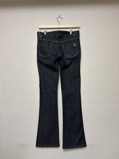 Y2K | low-rise denim